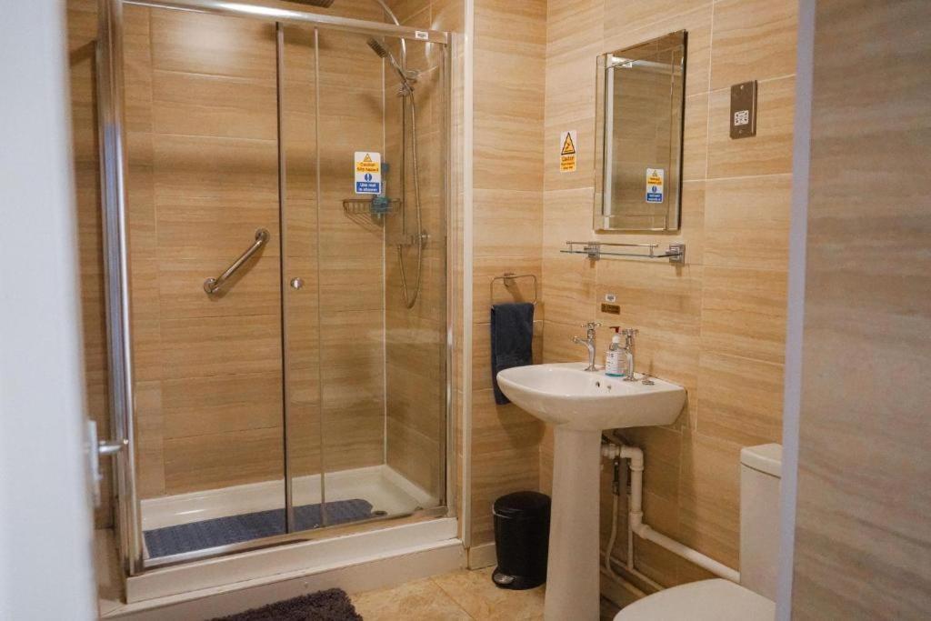 The Swan Guesthouse Линкольн Экстерьер фото